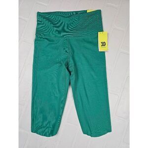 All in motion Sculpt Ultra High Rise Capri XSmall